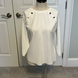 Polyester white blouse with beautiful gold buttons